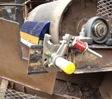 belt cleaners, conveyor belt