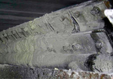 Razor-Back Conveyor Belt Cleaner in application