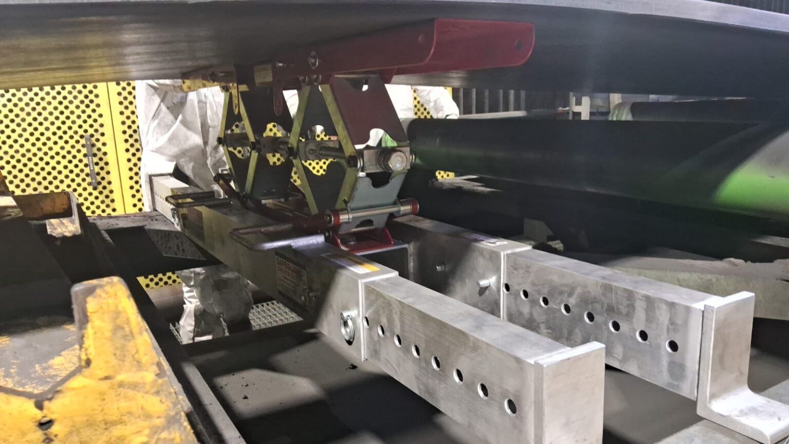 Safe-Guard® Conveyor Belt Lifter – ASGCO